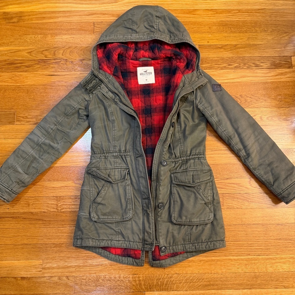 Hollister Y2K Utility Style Hooded Jacket with Red Buffalo Plaid Lining - Size M